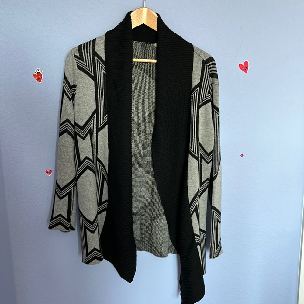 Black and gray sweater
